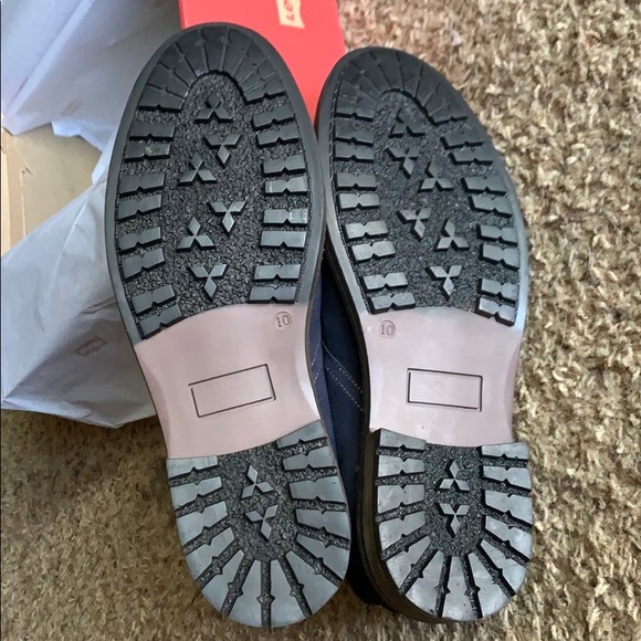 Brand New Levi’s chukka suede Boot - Picture 4 of 7